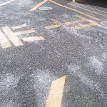 融雪剤の跡